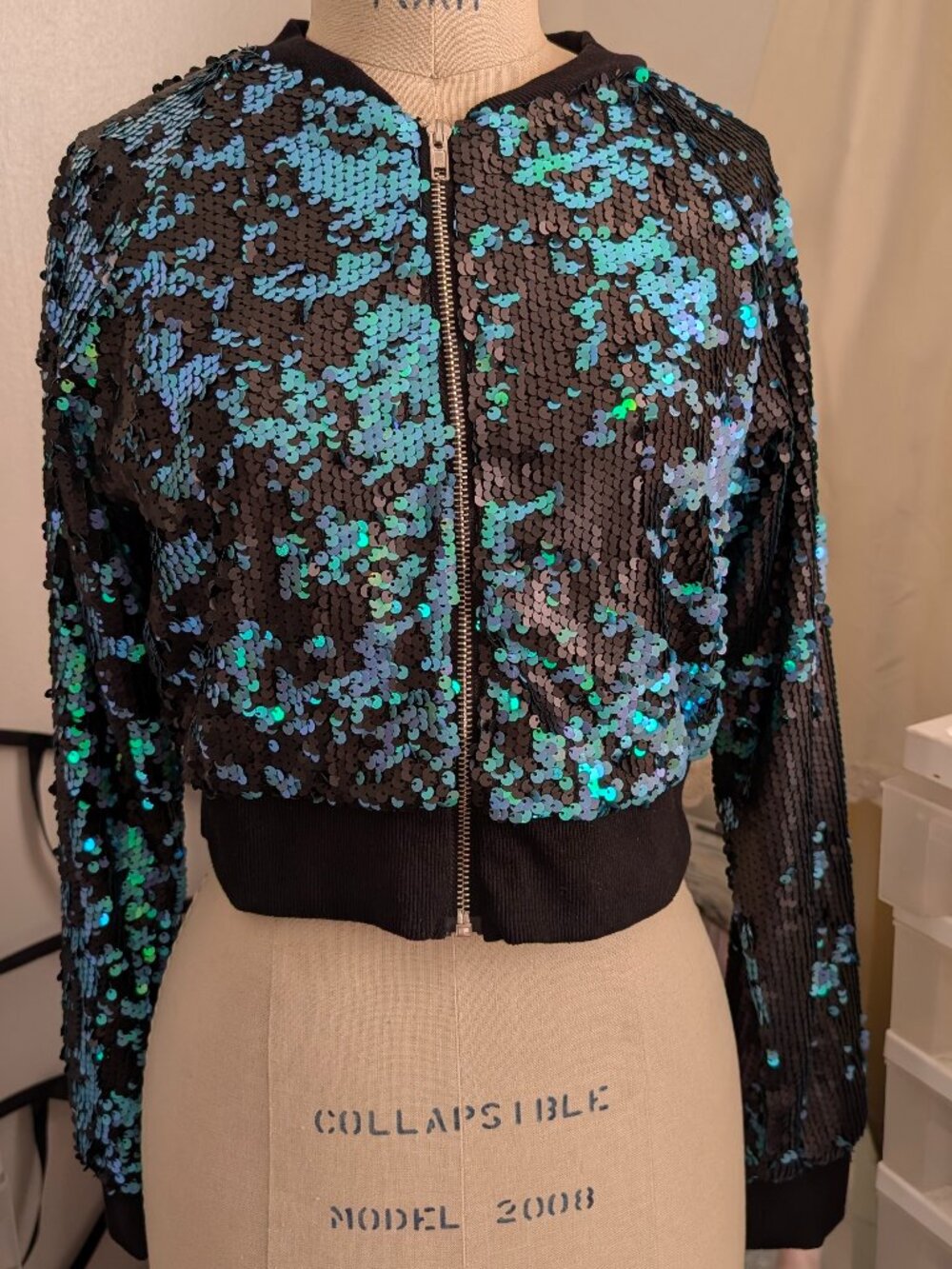 Sequined Color Shifting Mermaid Jacket Forever 21 Small
